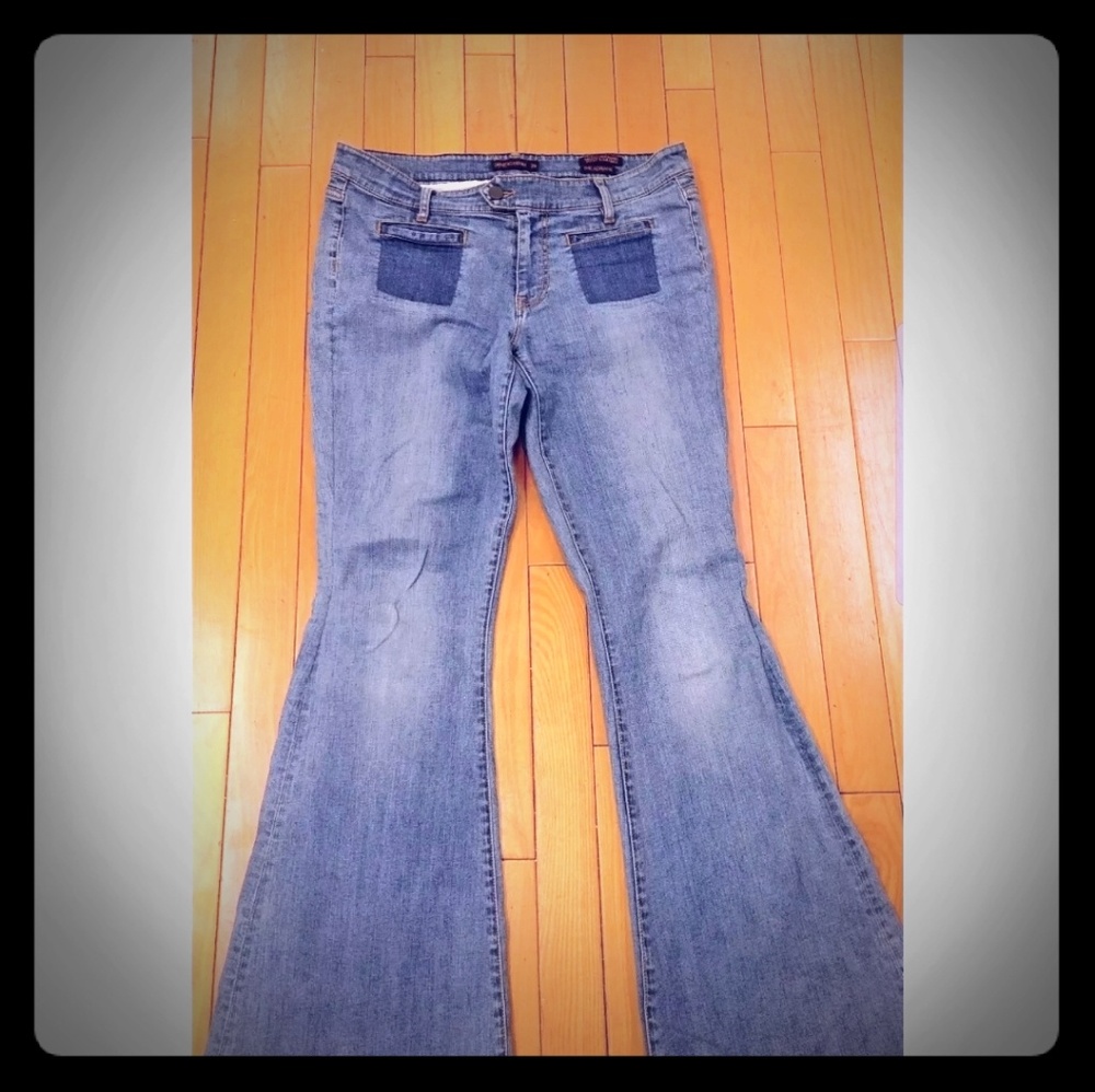 Genetic Denim The Adriane Bell Bottom 26 waist